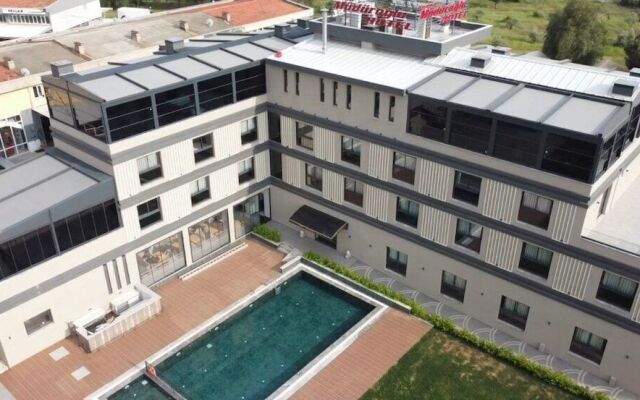 Grand Muduroglu Hotel