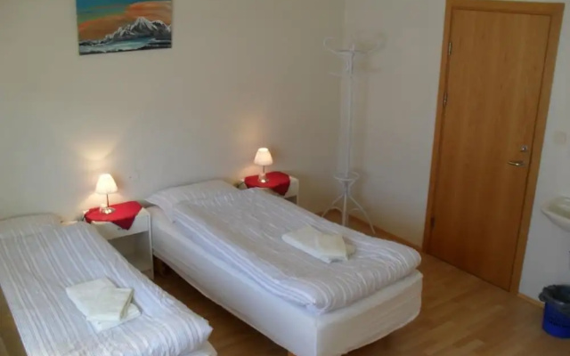 Kiðagil Guesthouse