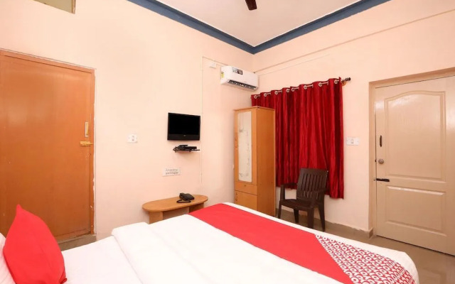 Yashas Residency By OYO Rooms
