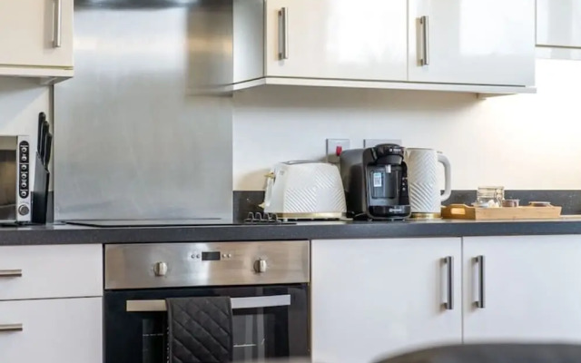 2 Bed-sleeps 6-free Parking-gym-terrace