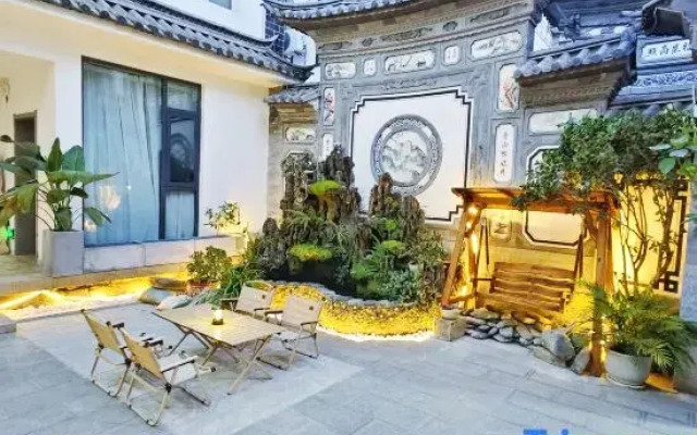 Yunju'er Riverside Beautiful Stay