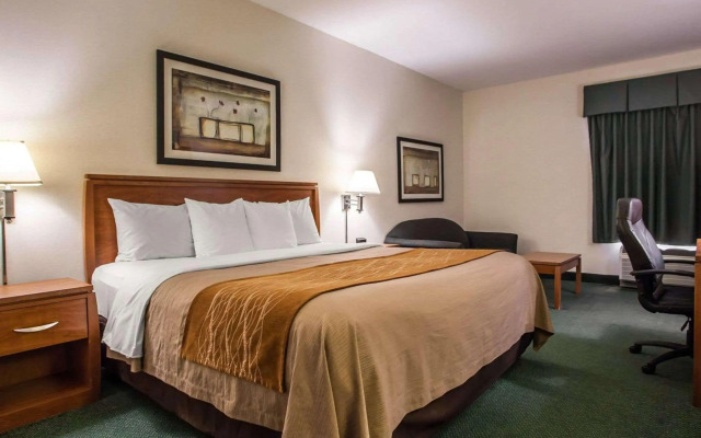 Comfort Inn Alton near I-255