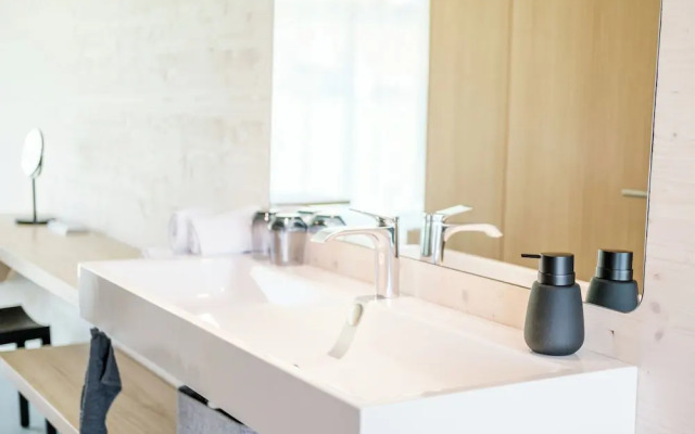 Stock & Stein Lodges