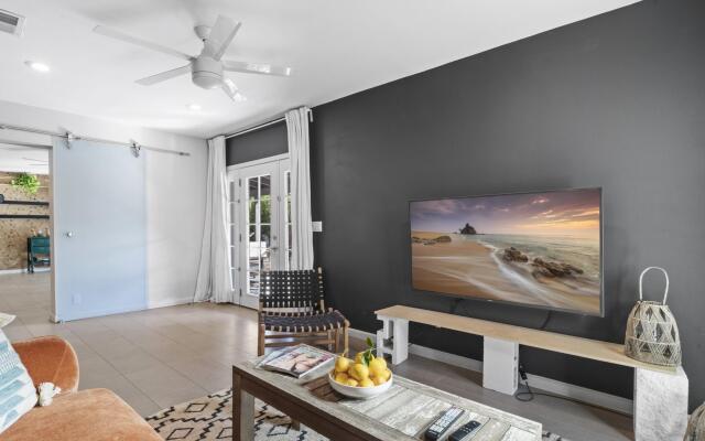 Mid Century Stunner by Homeslice Stays