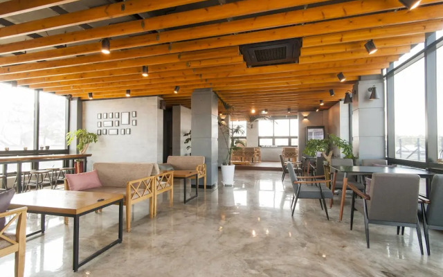 On The Stone Guesthouse 1 - Hostel