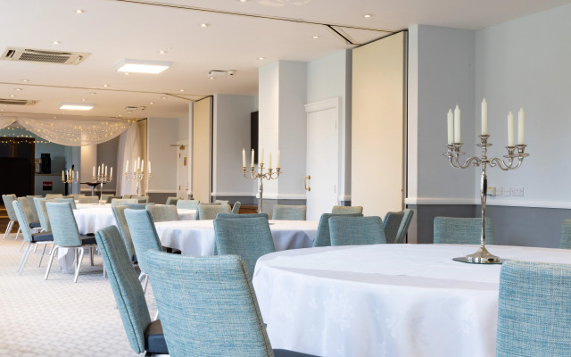 Avisford Park Hotel
