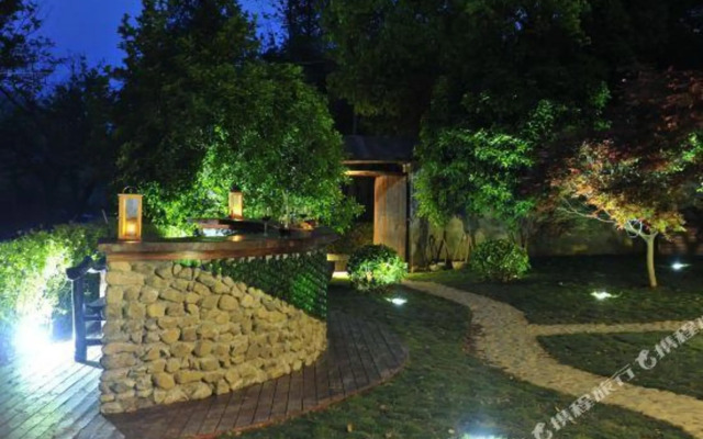 Mount Mogan Whose Garden (Boutique Homestay)