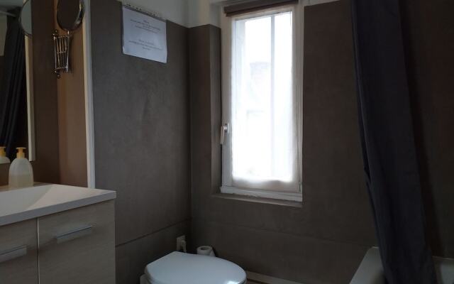 Modern Apartment in Bayeux Normandy in the Town Center