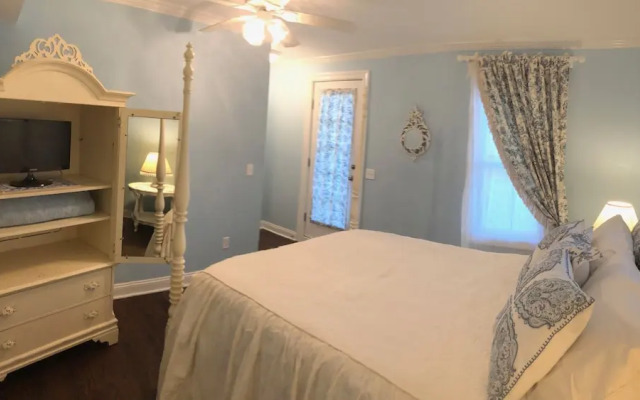 The Carriage House B&B