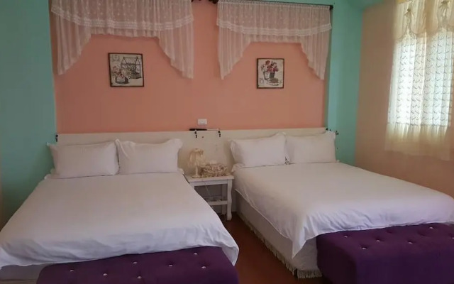 Rose Castle Hostel