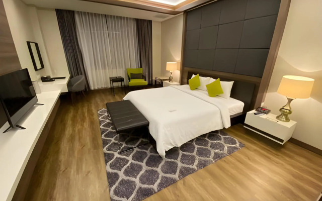 Savan Resorts