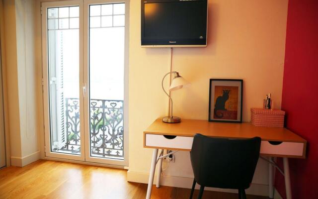 SEAFRONT LUXURY STUDIO - by SanSebastianApartments.es