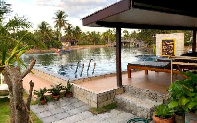 Rock Garden E28 Pool villa