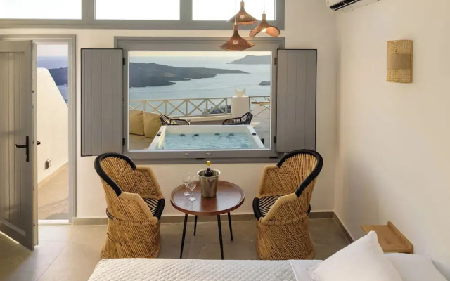Elia Caldera Suites