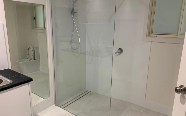 Beachside & Jetty View Apartment 4 - First Mate Apartment