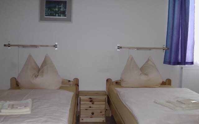 Assos Hotel Restaurant