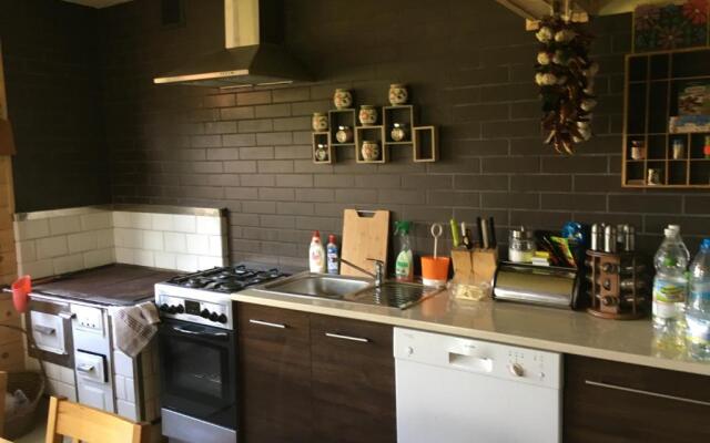 Willa Karolinka Stróża