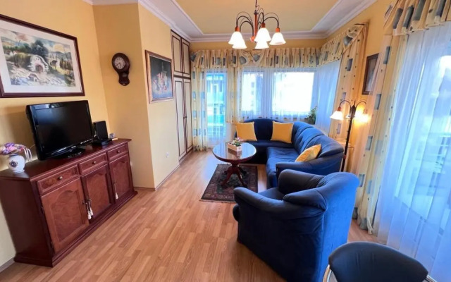 Arkad Apartman