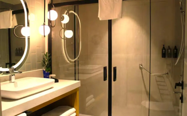 TRYP by Wyndham Istanbul Beyoglu