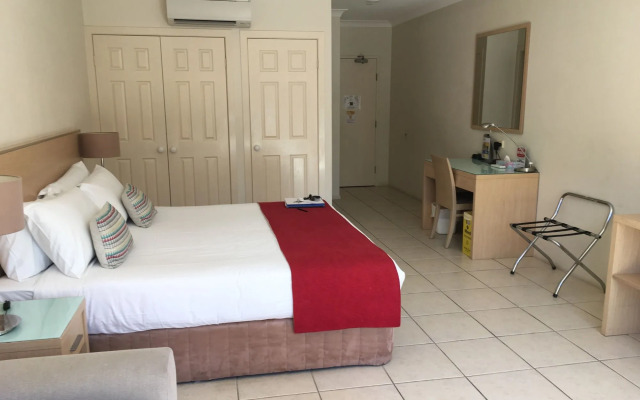 Terrigal Sails Serviced Apartments