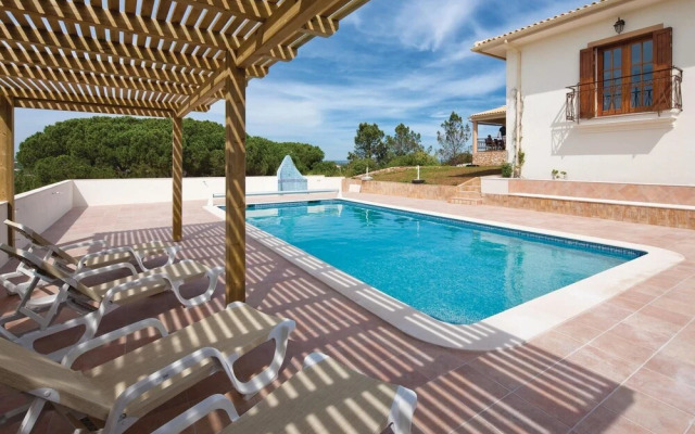 Vivenda Dois Pinheiros