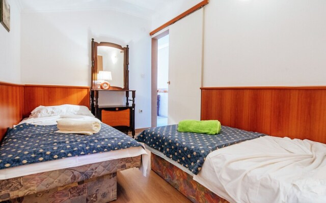 Cozy Holiday Home in Zadar with Swimming Pool