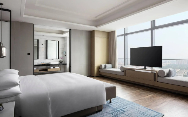Zhangjiagang Marriott Hotel