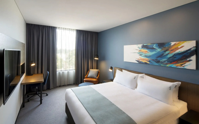 Holiday Inn Sydney St Marys by IHG