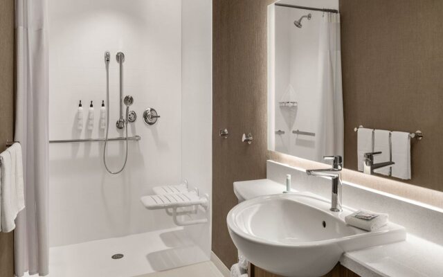 Springhill Suites By Marriott Menomonee Falls