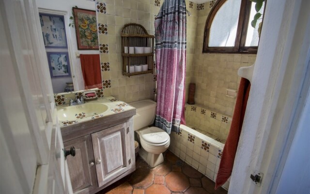 Condo-villa-las-brisas-6