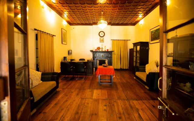 The HIve Cottage
