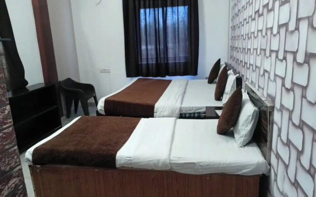 Hotel Nand Palace by OYO Rooms