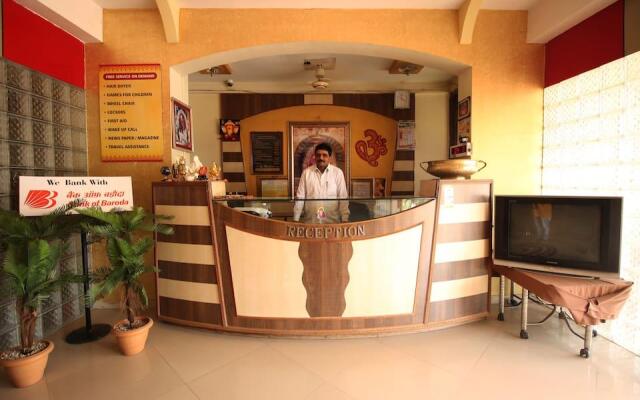 Hotel Sai Moreshwar