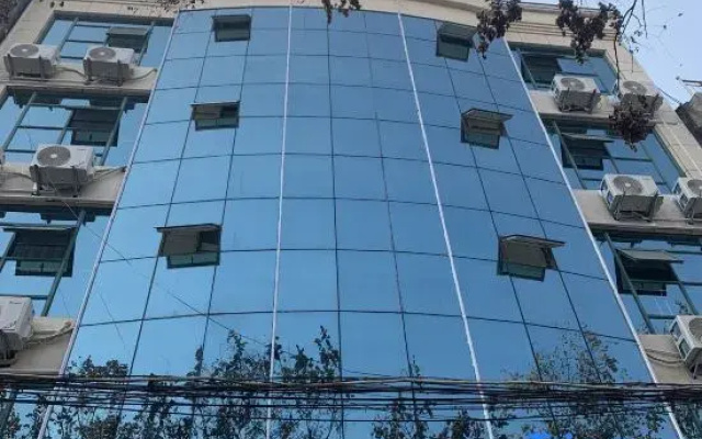 Chuxing Xinxuan Hotel (Qianjiang Lobster Street)
