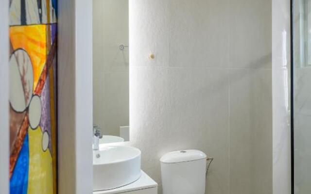 Alyvia Central Apartment 2