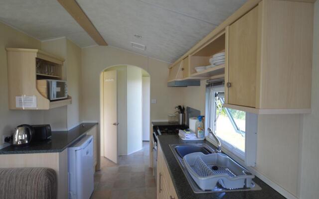 Sunnybrae Caravan Park - Families and Couples Only
