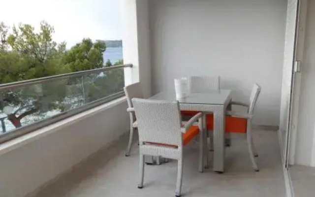 Apartments Ban