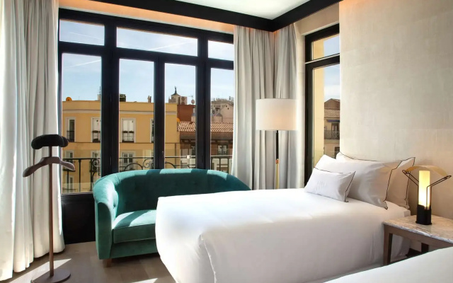 Hotel Montera Madrid, Curio Collection By Hilton