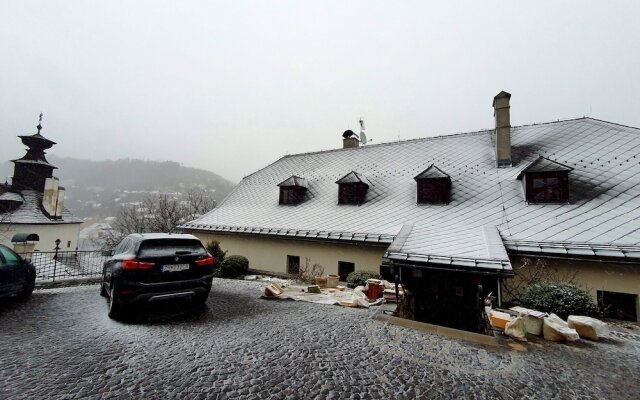 Resla Residence
