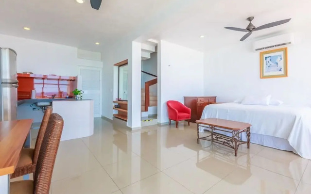 Villa Elena - Entire Property