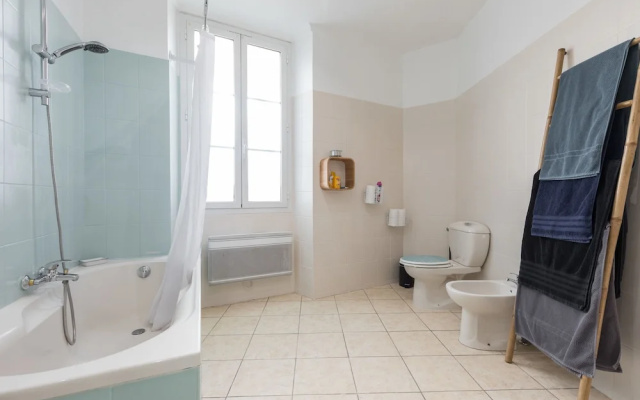 Garibaldi Bed  Breakfast