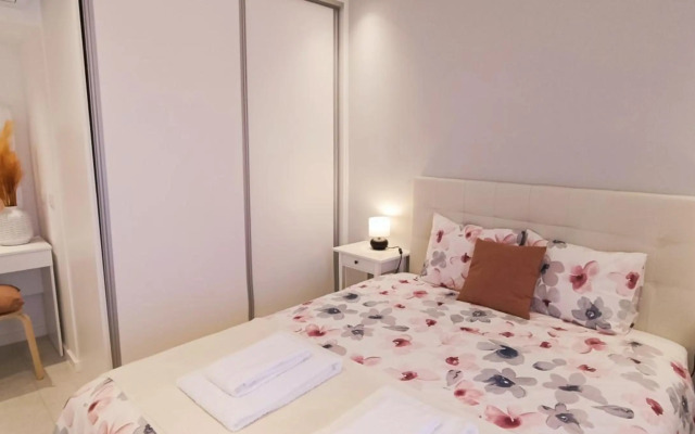 209 Modern Apartment in central Albufeira close to everything