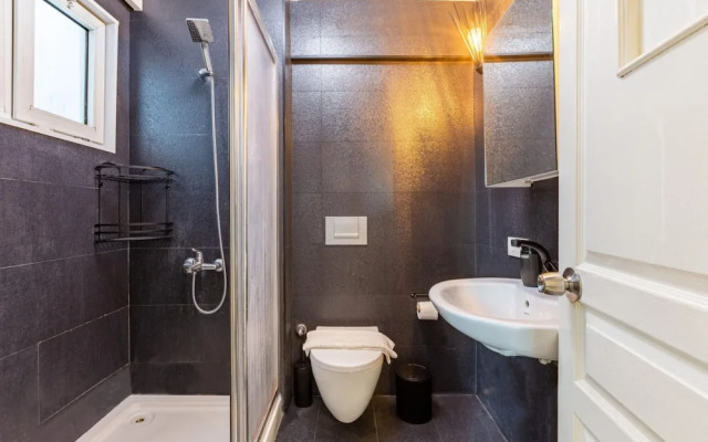 Flat Central Location on Rumeli Street Nisantasi