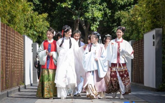 Yushuigu Hot Spring Hotel