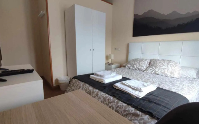 FlipHouse Rooms Pensión