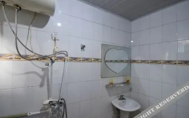 Sanqingshan Xingqiba Express Hotel