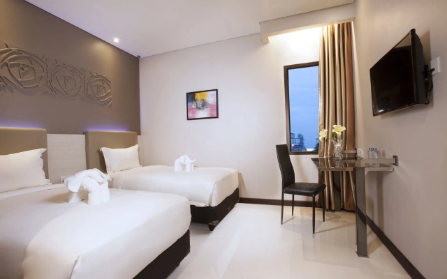 Verse Lite Hotel Gajah Mada