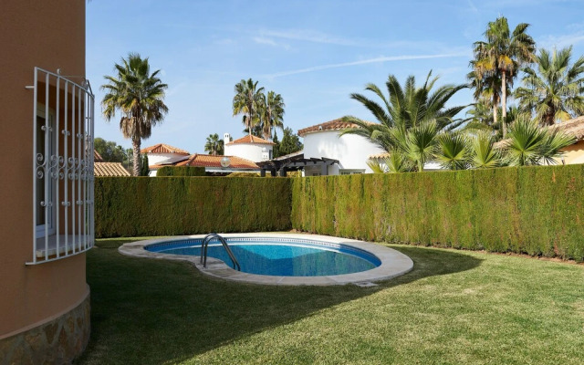 Apartamentos y Villas Oliva Nova Resort