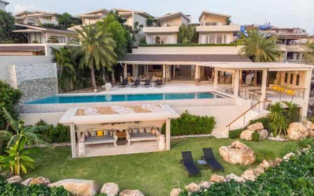 Moonstone - Samui's Premier Private Villa