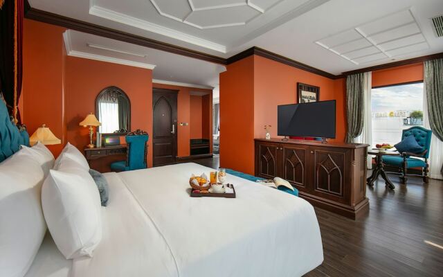 Le Chanvre Hanoi Hotel & Spa